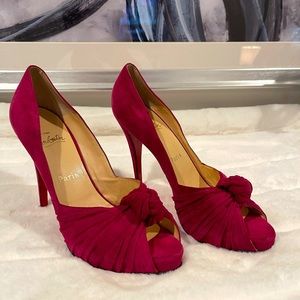 Christian Louboutin Lady Gres Fuchsia Suede Knotted Peep Toe Heel